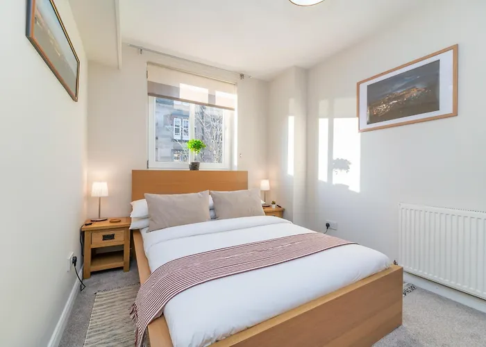 The Waverley Park Terrace Residence